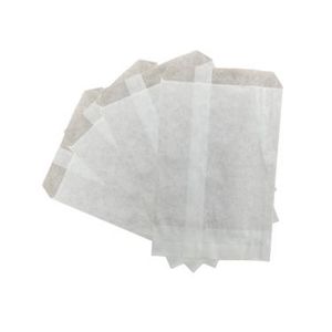 Cadeauzakjes gebleekt kraft 13.5cm x 18cm wit onbedrukt 40gr / m2